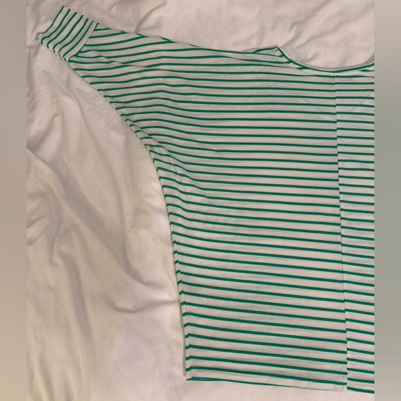 umgee Women’s Green & White Striped Shirt ~ Size L - Picture 10 of 14